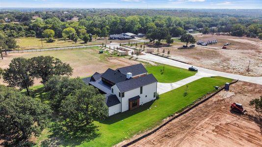 New construction Single-Family house 1004 Estancia Boulevard, Weatherford, TX 76088 - photo 0