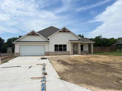 New construction Single-Family house 310 E Lloyd Street, Krum, TX 76249 - photo 0