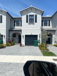 New construction Townhouse house 13101 Sw 286Th Way, Homestead, FL 33033 - photo 0