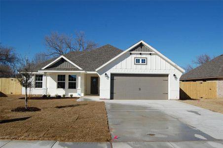 New construction Single-Family house 809 Haley Street, Springtown, TX 76082 - photo 0