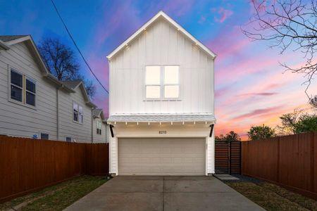 New construction Single-Family house 8210 Venus Street, Houston, TX 77088 - photo 0