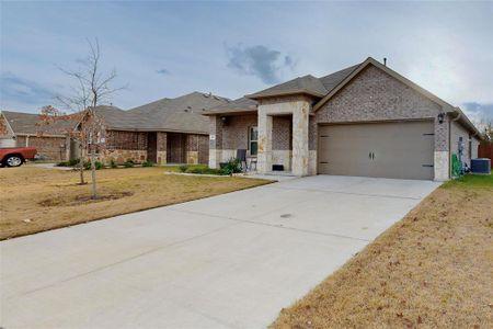 New construction Single-Family house 507 Unbridled Road, Waxahachie, TX 75165 - photo 0